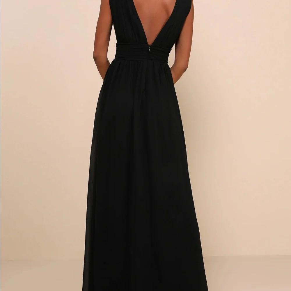 Lulu's White Maxi Dress with Plunging Neckline - Picture 5 of 6